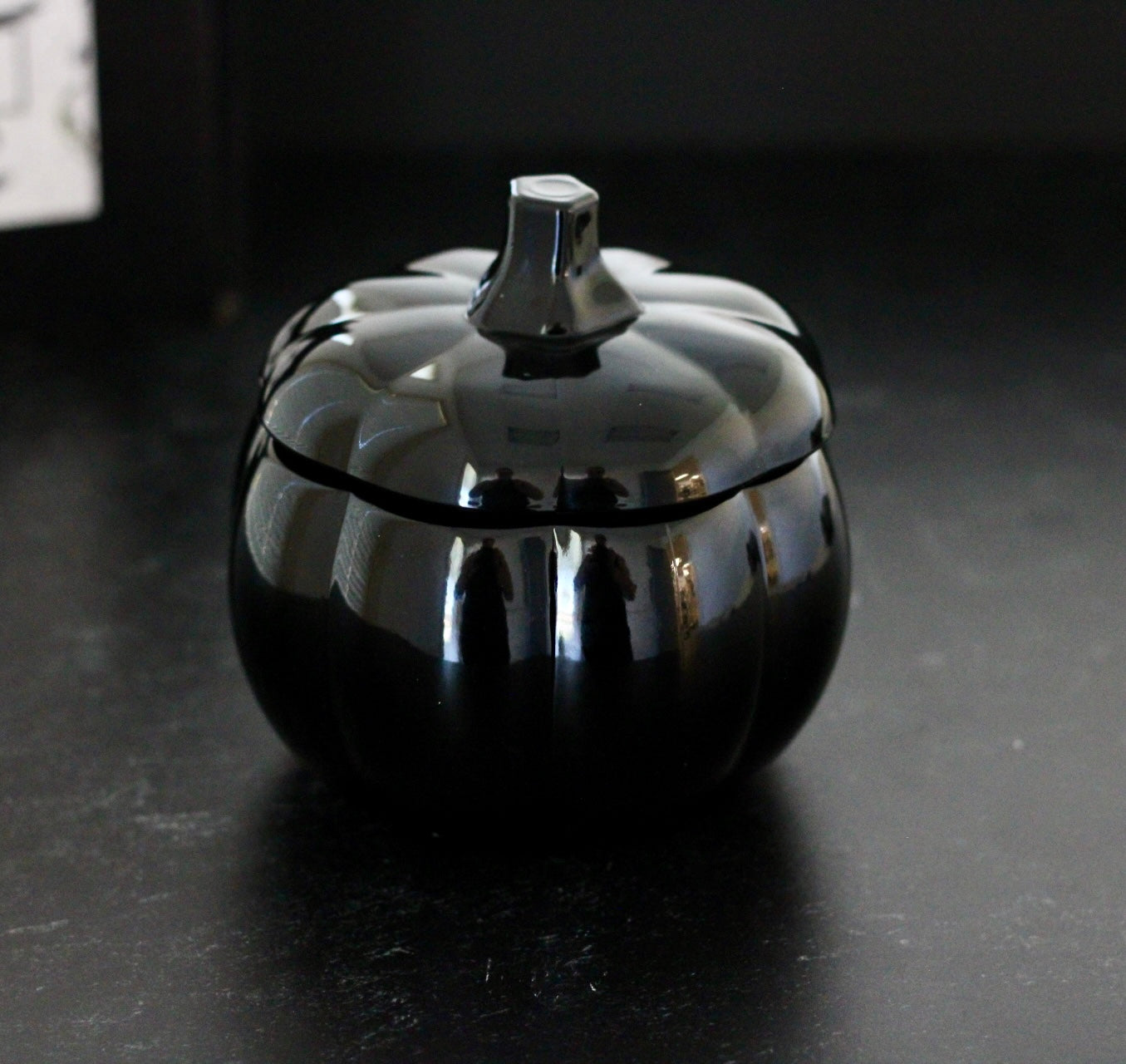 Pumpkin Noir Candle